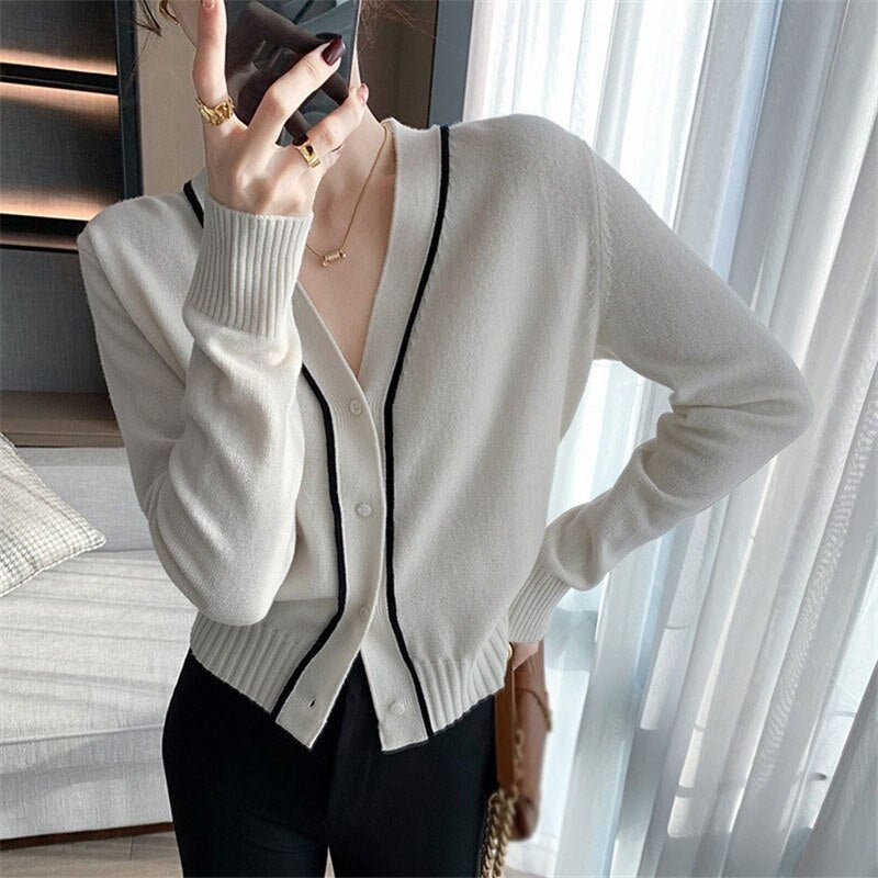 Autumn Women Single-breasted Long Sleeve V-Neck Cardigans Vintage Knitted Sweater Coat