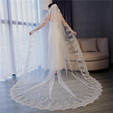 Real Photos New 3*3 Meter Beautiful Cathedral Length Lace Edge Wedding Brida