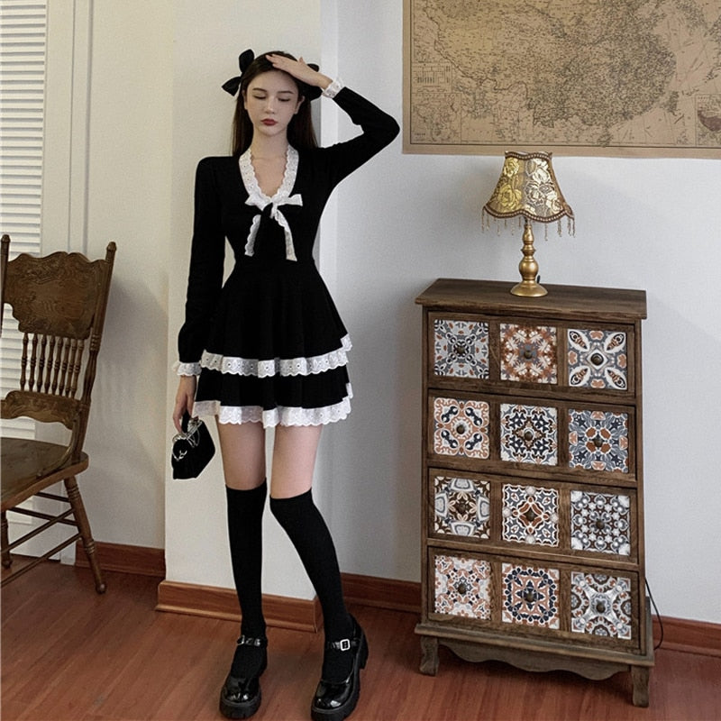 Vintage Black Dress Women Elegant V-neck Bow Lace Slim Mini Gothic Party Dress Female Autumn One Piece Dress