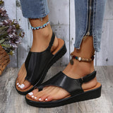 Summer Lightweight Outdoor Sandals Women Beach PU Leather Flat Shoes Plus Size Ring Toe Gladiator Sandalias Mujer