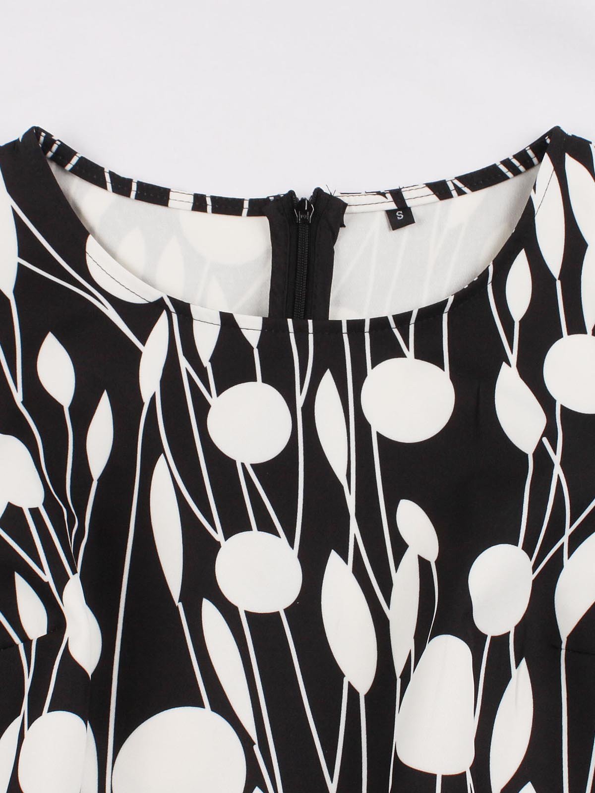 Black White 1950s Belted Pendulum Dress